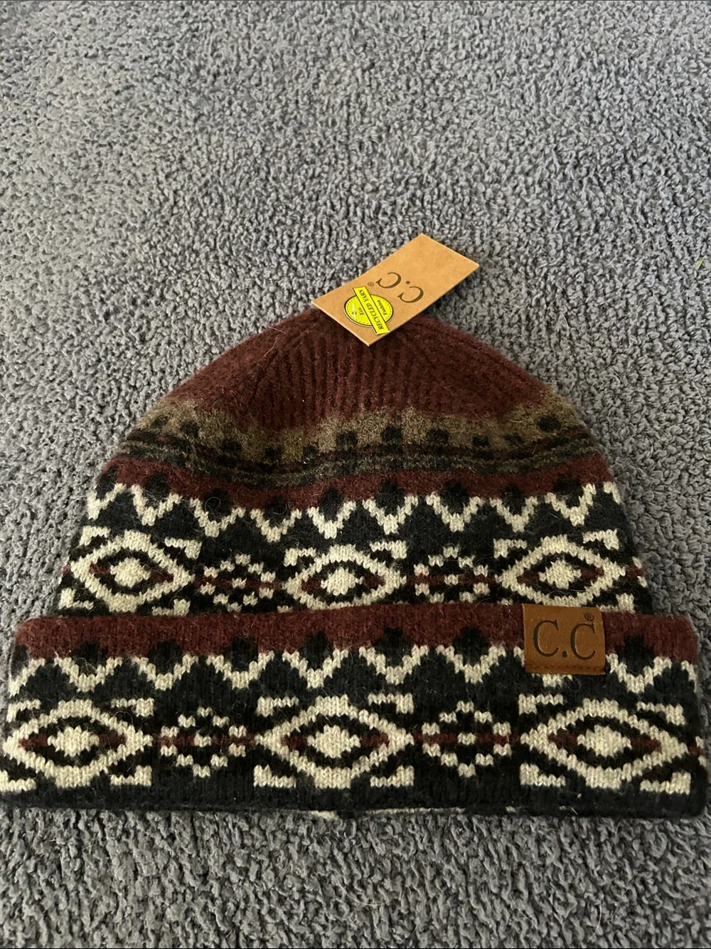 C.C “nwt” Knit Beanie in Burgundy, Brown, Black & Navy